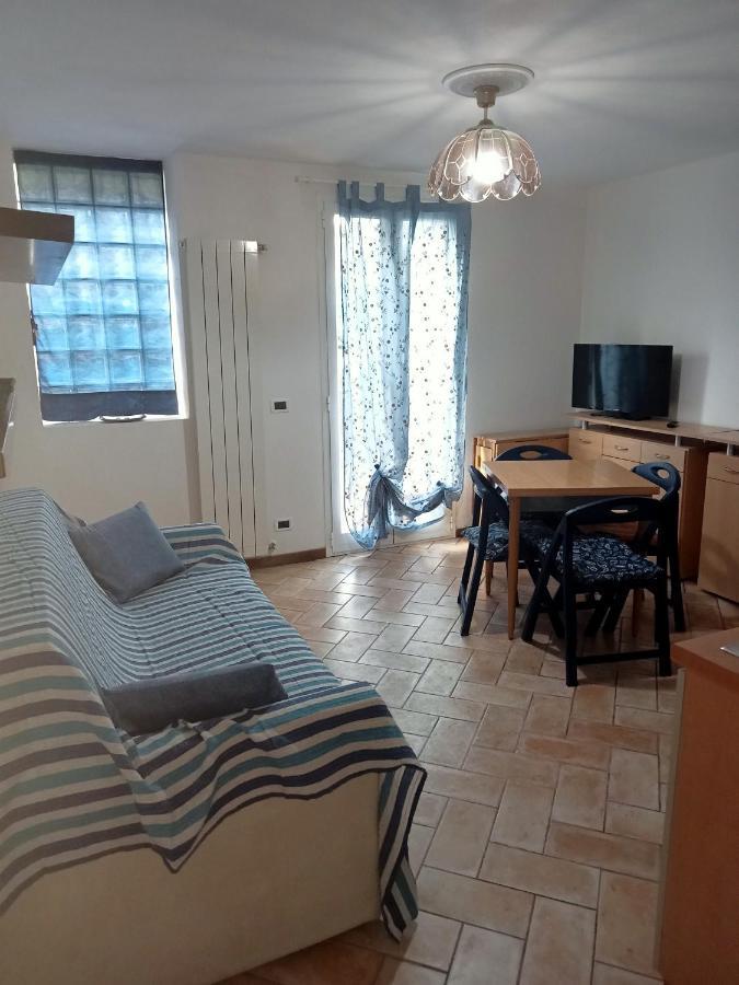 Nina House Apartment Imperia Ngoại thất bức ảnh